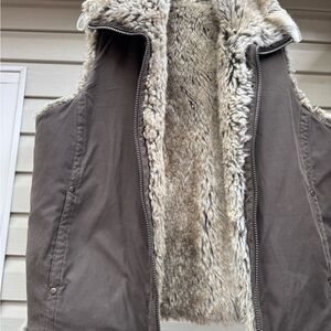 Weatherproof Dark Brown Vest with Faux Fur Lining